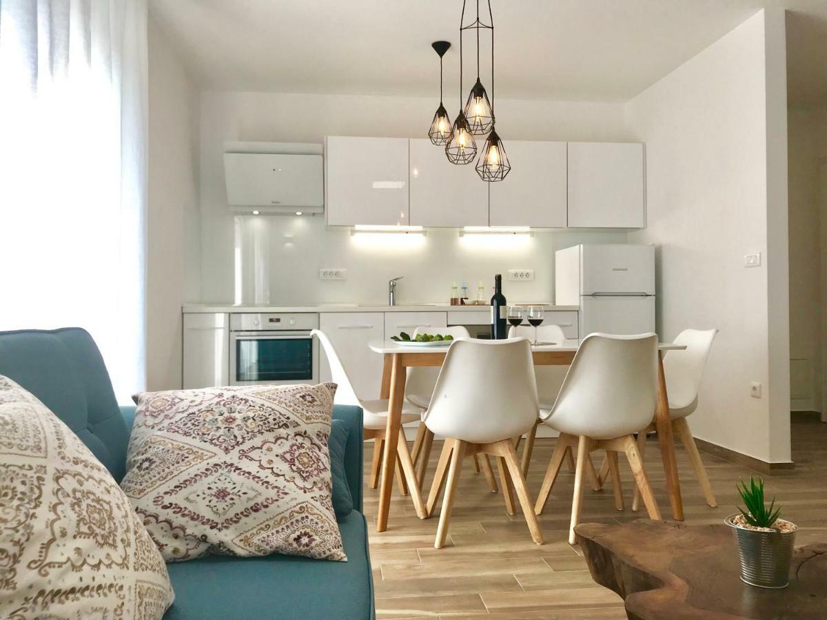 Luxury Apartment Ledo Rogoznica  Ngoại thất bức ảnh